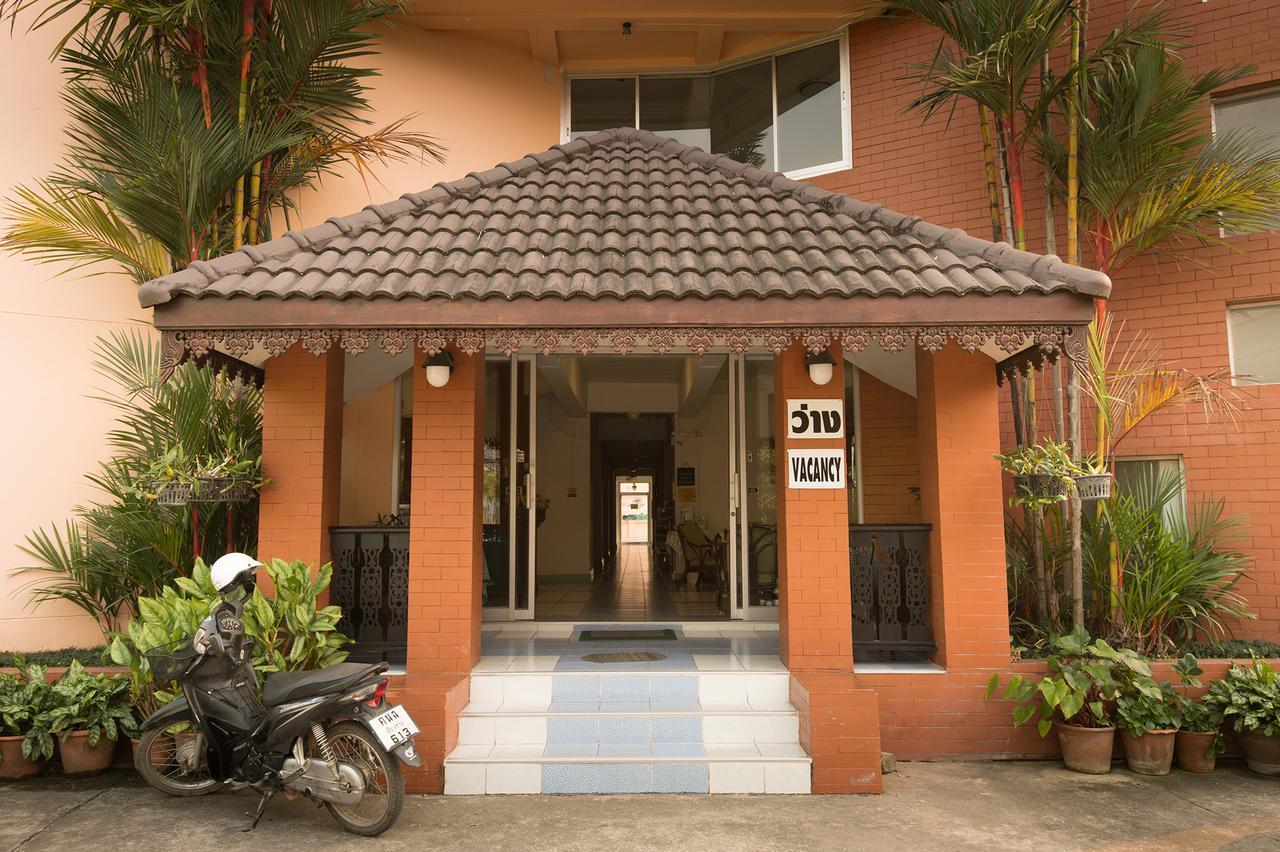 Baansilp Hotel Chiang Rai Exterior photo
